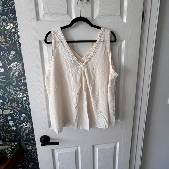 Light Weight Cream Torrid Blouse - Picture 2 of 5